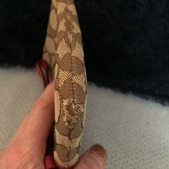 Small coach wristlet - Picture 5 of 7